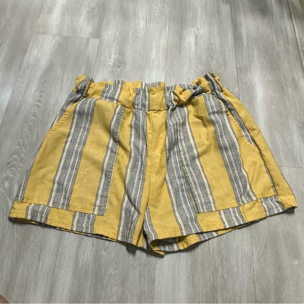 Simply Blessed Yellow Striped Linen Shorts Sz XL
